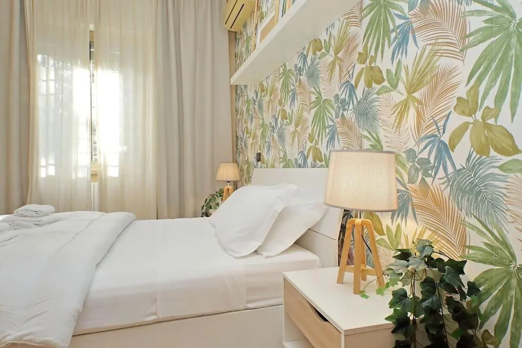 Lucky Domus Tuscolano Apartment Rome