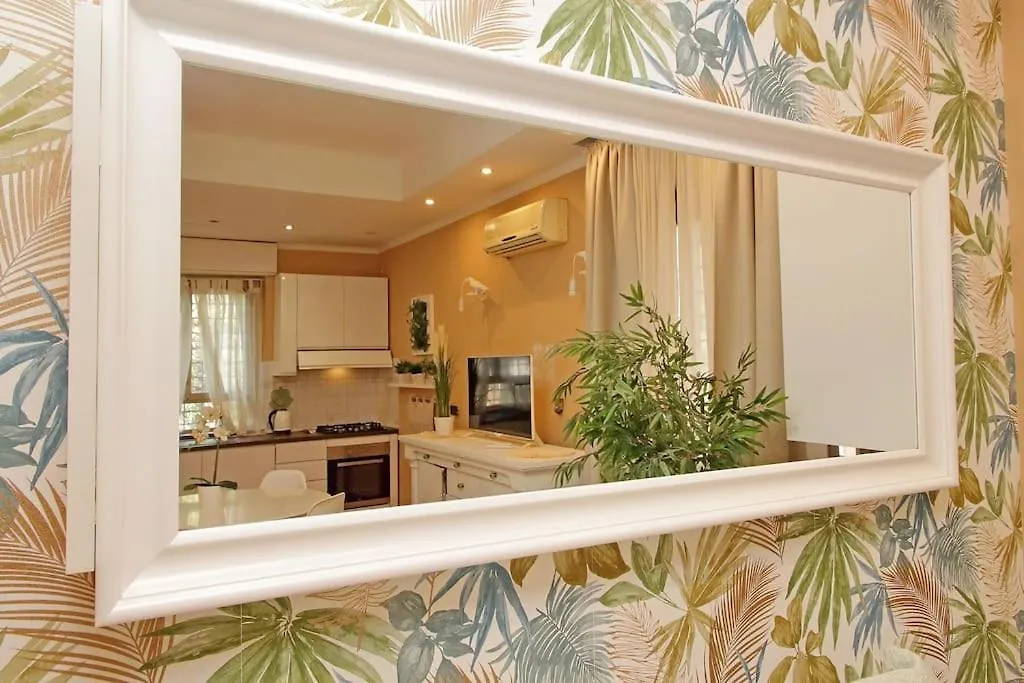 Lucky Domus Tuscolano Apartment Rome 0*,  Italy