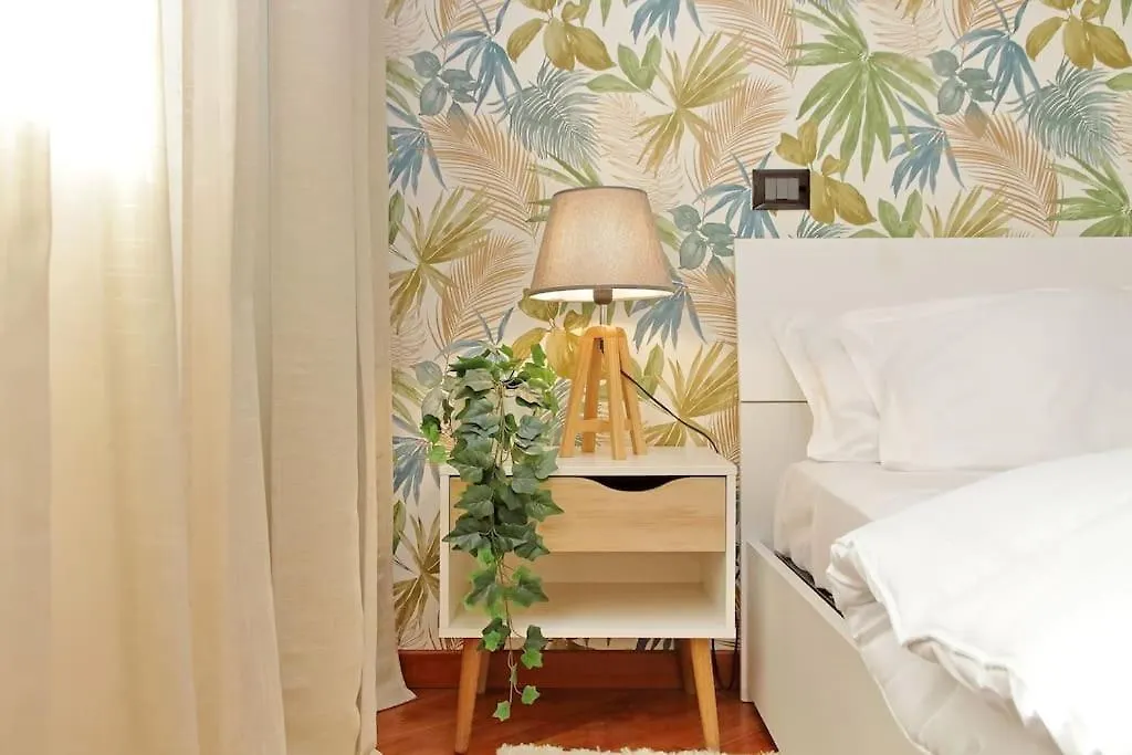 Lucky Domus Tuscolano Apartment Rome