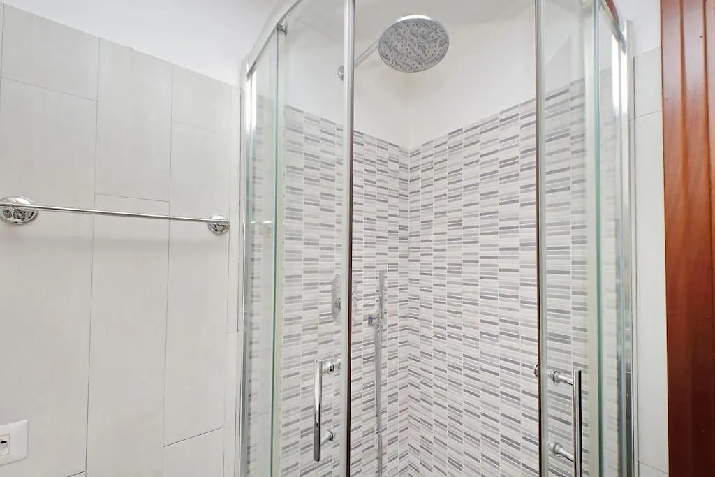 Lucky Domus Tuscolano Apartment Rome